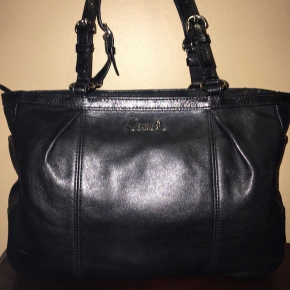 Coach Handbags - Coach Gallery East/West Black Leather Tote